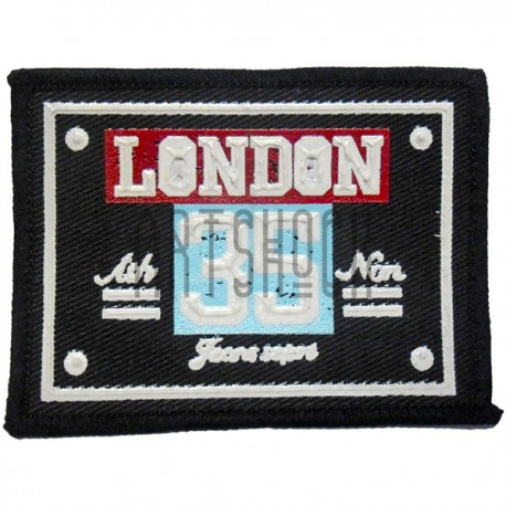 Нашивка - патч для одежды, London 35, 6.2 x 8.2 см.