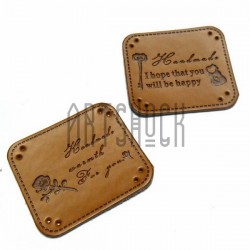 Набор декоративных бирок (нашивок, лейбл, табличек) "Hand Made" под кожу, 4 x 3.5 см., 2 штуки, REGINA